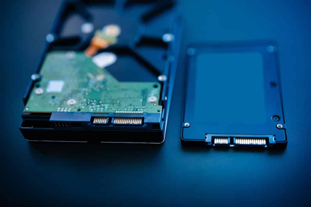 S.M.A.R.T. technology on ssd and hdd